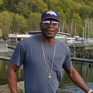 Meet your Posher, Jeffery